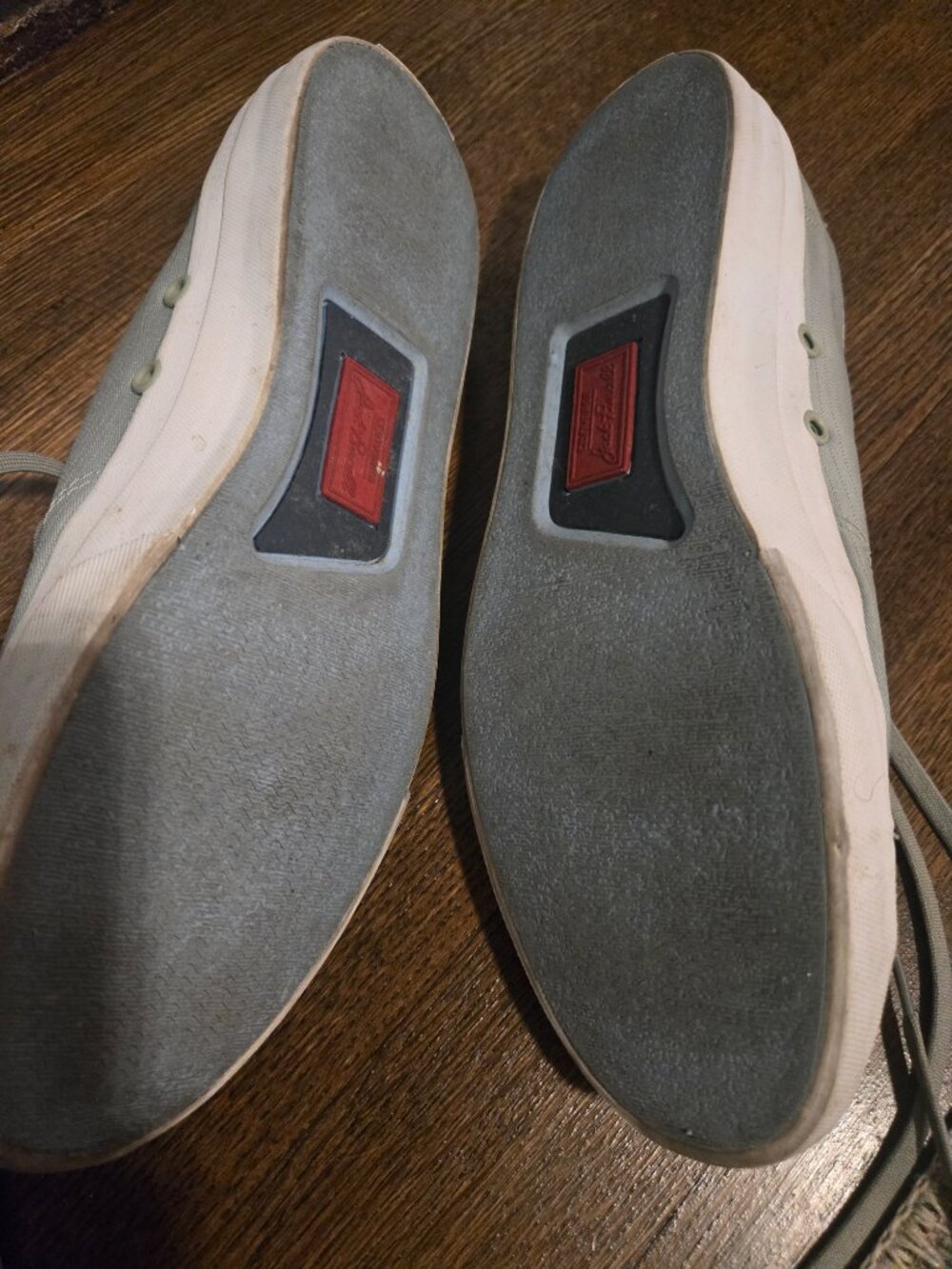 Converse - Picture 3 of 4